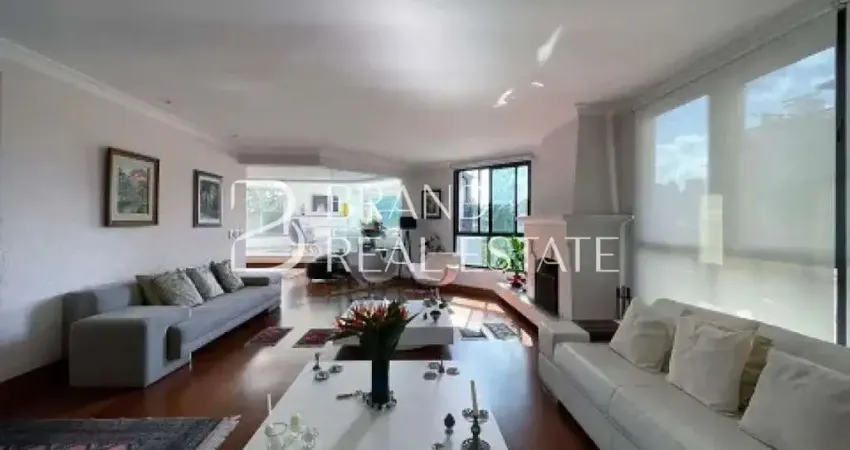 Cobertura com 780 m², 3 quartos sendo 3 suítes à venda no bairro Real Parque.