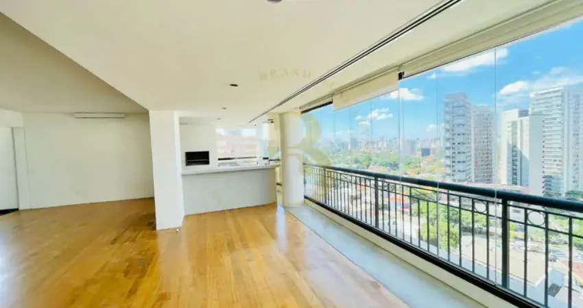 Apartamento á venda de 215 m², com 3 suítes e 4 vagas  no bairro perdizes