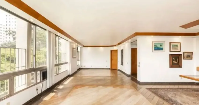 Apartamento com 217 m², 3 quartos sendo 1 suíte à venda no bairro jardim paulistano.