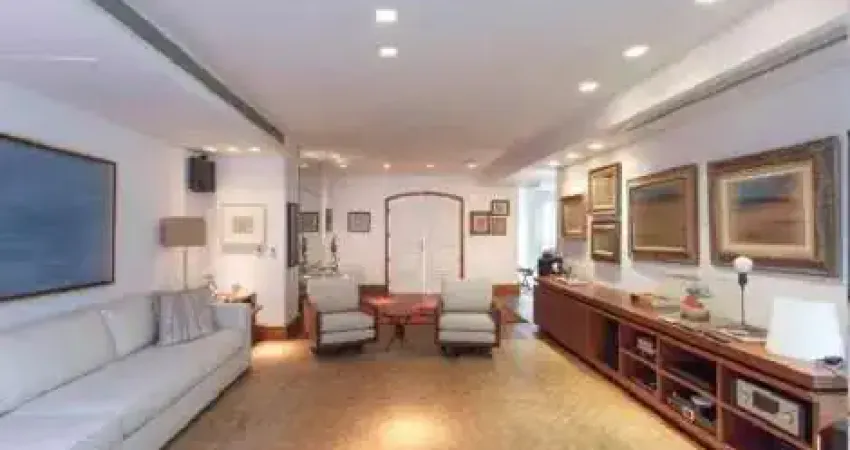 Casa de condomínio com 423 m², 4 quartos sendo 4 suítes à venda no bairro jardim europa.