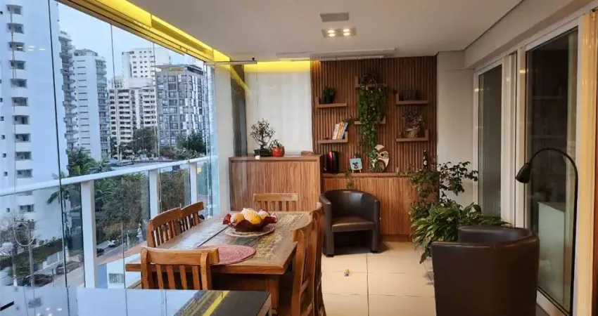 Apartamento com 79 m², 2 quartos sendo 1 suíte à venda no bairro moema.