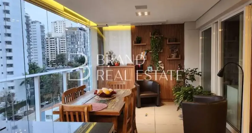 Apartamento com 79 m², 2 quartos sendo 1 suíte à venda no bairro Moema.