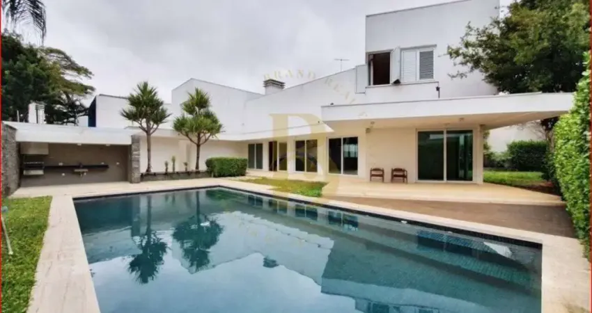 Casa á venda o jardim luzitania, 650metros, 4 quartos, 8 vagas, piscina, sauna e academia.