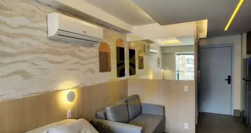 Apartamento em andar alto com varanda no bairro cerqueira cesar.