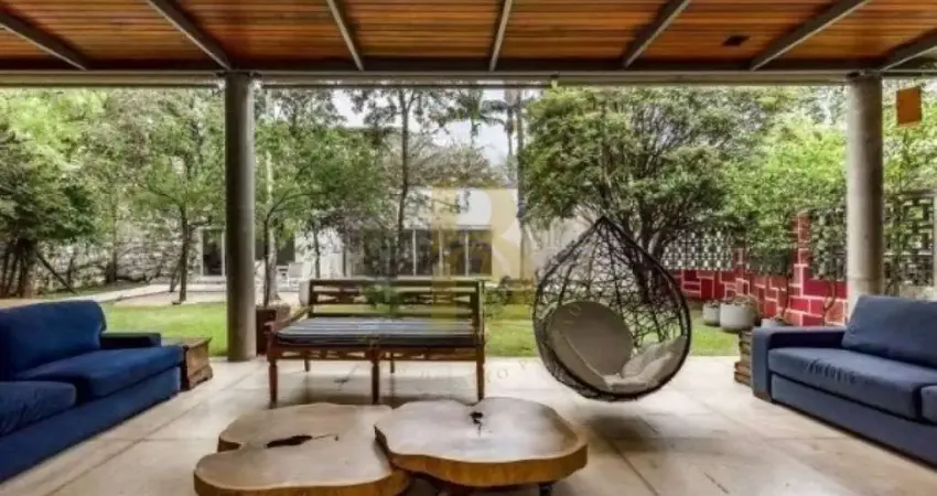 Casa com 780 m², 6 quartos sendo 2 suítes à venda no bairro jardim america.