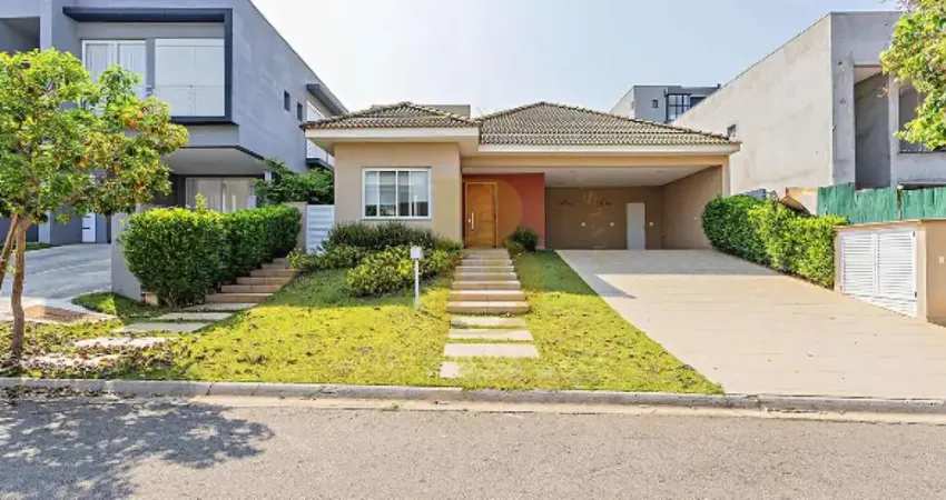 Casa de condomínio com 250 m², 3 quartos sendo 3 suítes à venda no bairro alphaville.