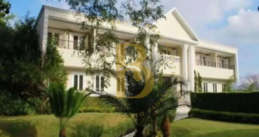 Casa com 1900 m², 6 quartos sendo 6 suítes à venda no bairro morumbi.