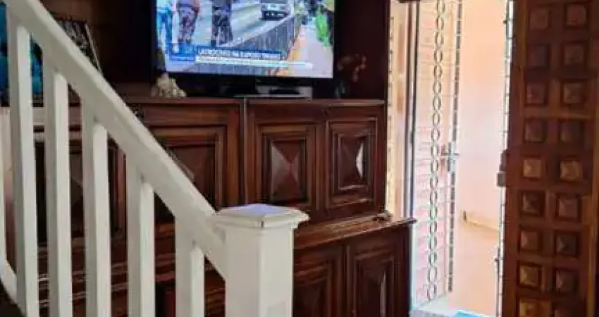 Casa com 200 m², 3 quartos sendo 0 suíte à venda no bairro brooklin novo.