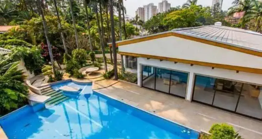 Casa com 750 m², 5 quartos sendo 5 suítes à venda no bairro jardim marajoara.