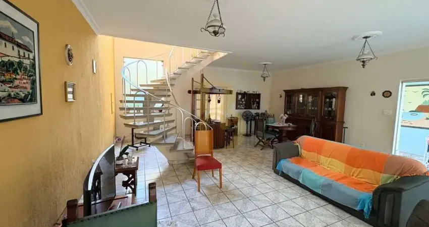 Casa com 3 quartos à venda na Rua Ambrósio Pereira, 49, Campo Belo, São Paulo