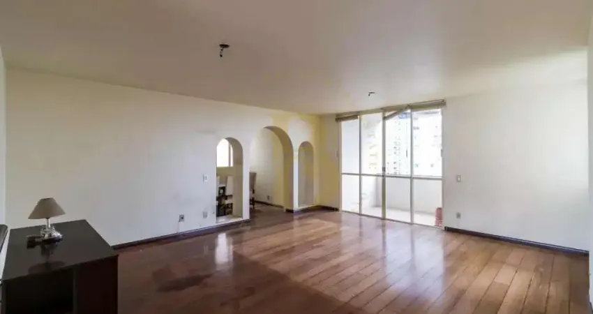 Apartamento á venda com 195m², 3 quartos e 6 vagas de garagem no morumbi