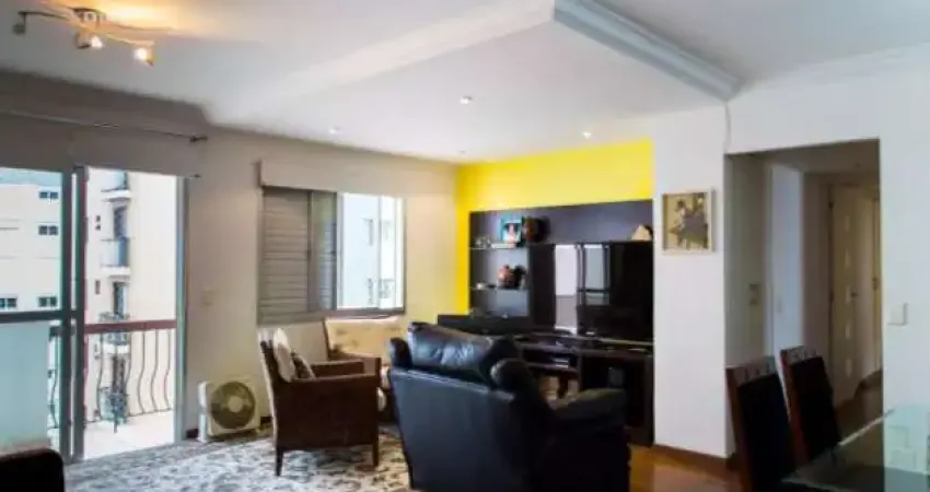 Apartamento à venda com 111 m², 4 quartos sendo 2 suítes, e próximo ao metrô, na vila clementino.