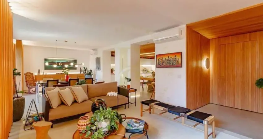 Apartamento á venda de 260m², com 03 dormitórios e 4 vagas na vila mariana