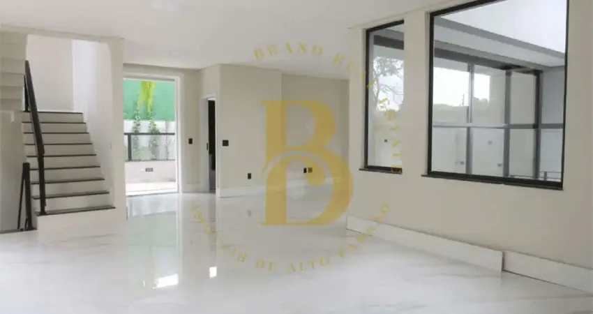 Casa moderna, em condomínio fechado, localizada no jardim dos estados.