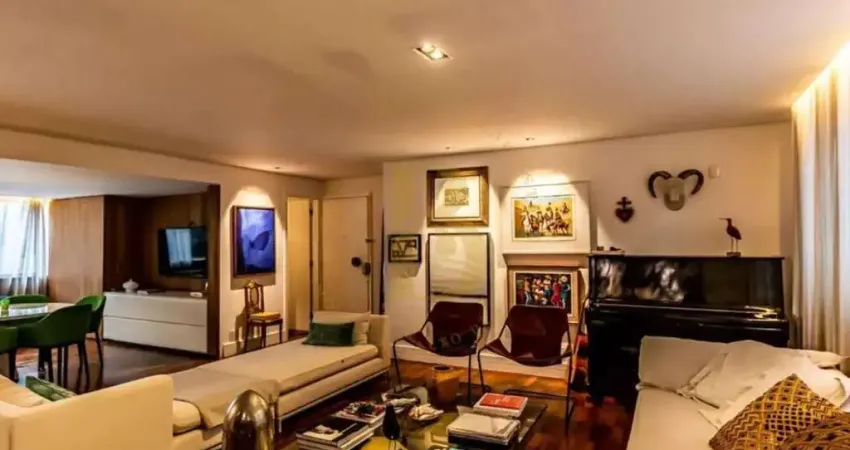 Apartamento reformado para locação de 186m², com 3 dormitórios e 02 vagas bairro santa cecília.