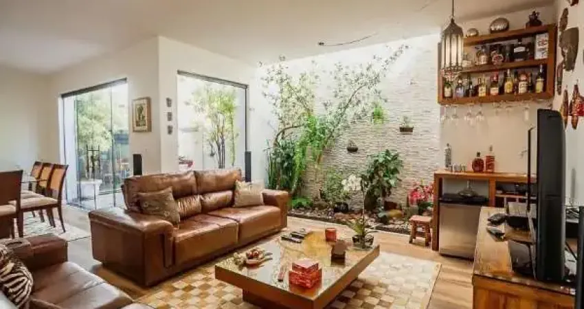 Casa com 220 m², 3 quartos sendo 2 suítes à venda no bairro campo belo.