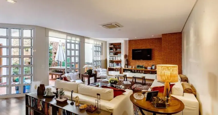 Casa com 265 m², 3 quartos sendo 3 suítes à venda no bairro vila nova conceição.