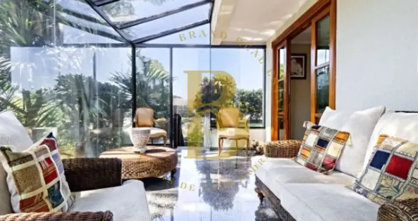 Casa de condomínio com 800 m², 4 quartos sendo 4 suítes à venda no bairro fazenda morumbi.