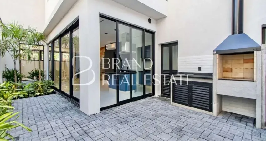 Casa de vila á venda/locação de 130m², 03 quartos e 03 vagas nova na Vila Olímpia.