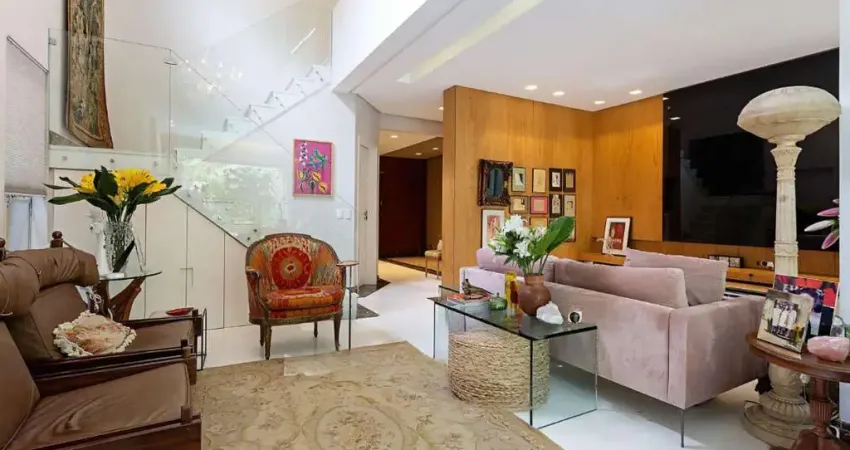 Casa de vila com 530 m², 4 suítes à venda no bairro paineiras do morumbi.