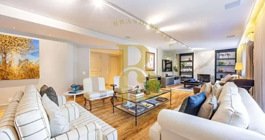 Apartamento á venda de 247m², com 03 suítes e 04 vagas no itaim bibi nobre