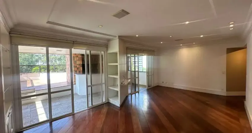 Apartamento com 213 m², 4 quartos sendo 3 suítes à venda no bairro morumbi.