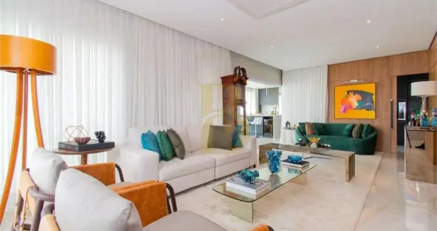 Cobertura com 272 m², 3 quartos sendo 3 suítes à venda no bairro vila nova conceição.