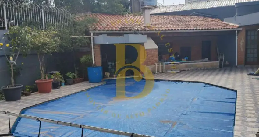 Casa com 480 m², 5 quartos sendo 2 suítes à venda no bairro vila cordeiro.