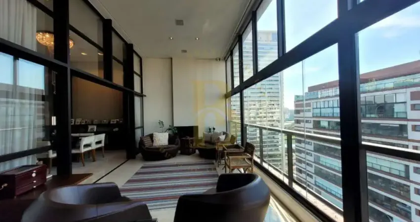 Maravilhosa cobertura, com vista permanente, localizada no bairro granja julieta.