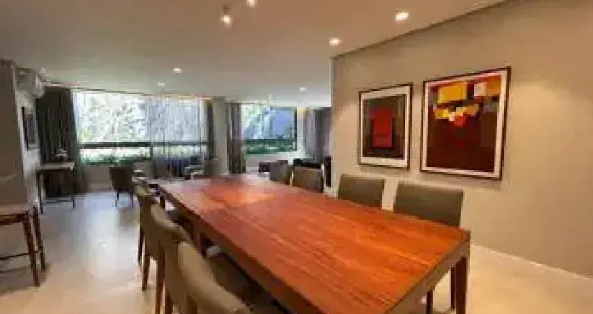 Duplex com 240 m², 3 quartos sendo 3 suítes à venda no bairro moema pássaros.