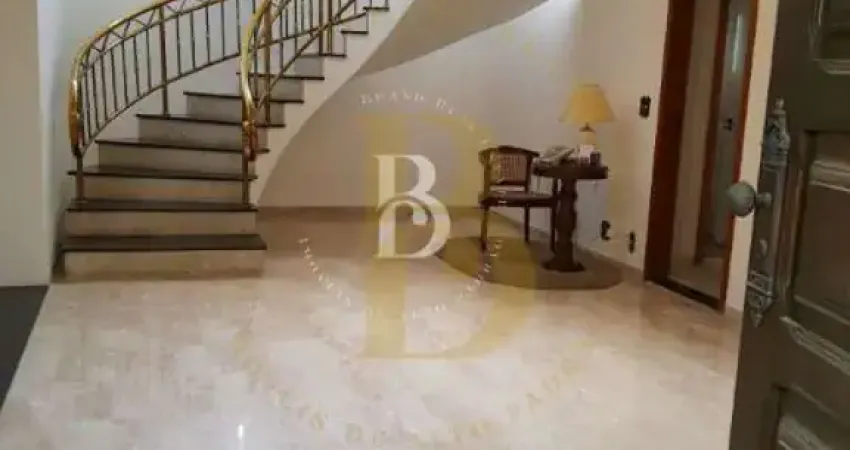 Sobrado com living imponente, acabamentos refinados e localização cobiçada na vila nova conceição.