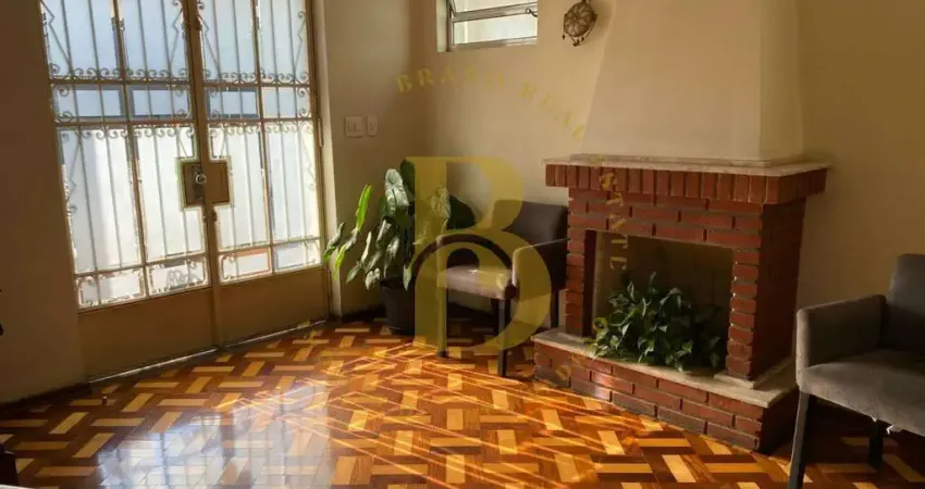 Casa a venda no planalto paulista com 216m² 4 suítes e 4 vagas.