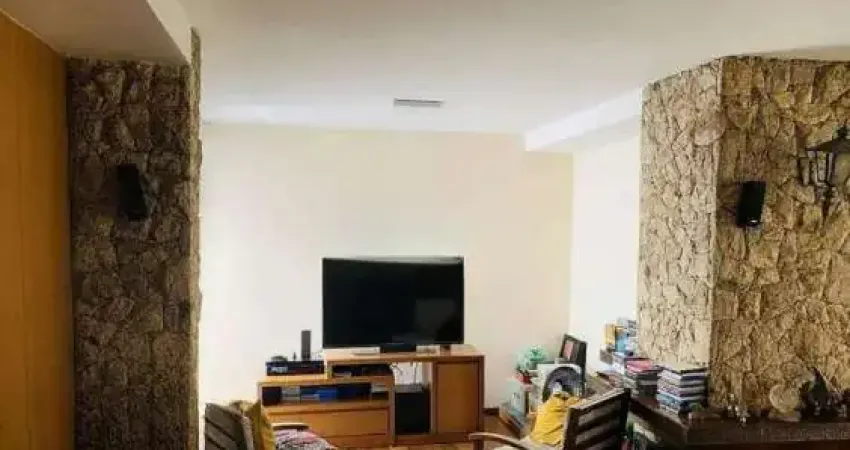 Casa com 306 m², 3 quartos sendo 1 suíte à venda no bairro alto de pinheiros.