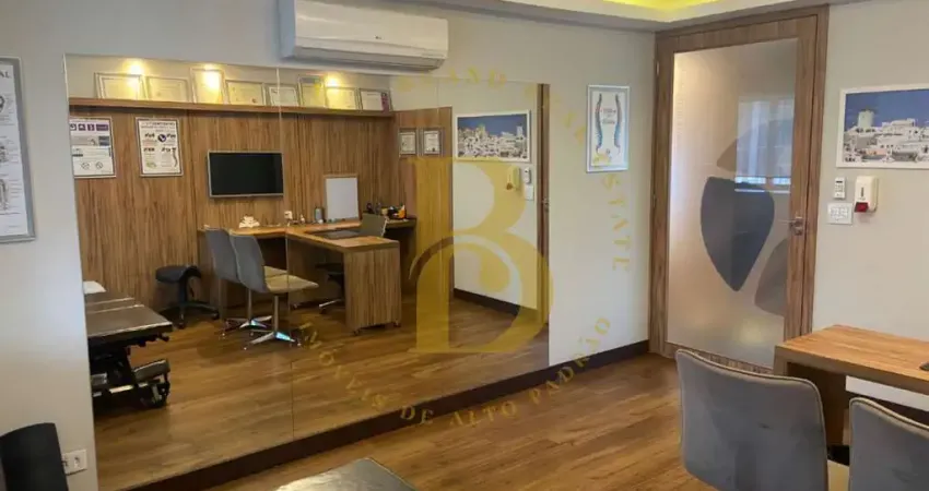 Comercial com 104 m², 3 salas 2 vagas entre as ruas joão cachoeira e clodomiro amazonas.