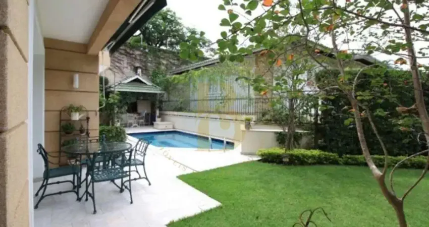 Casa de condomínio com 620 m², 4 quartos sendo 3 suítes à venda no bairro cidade jardim.