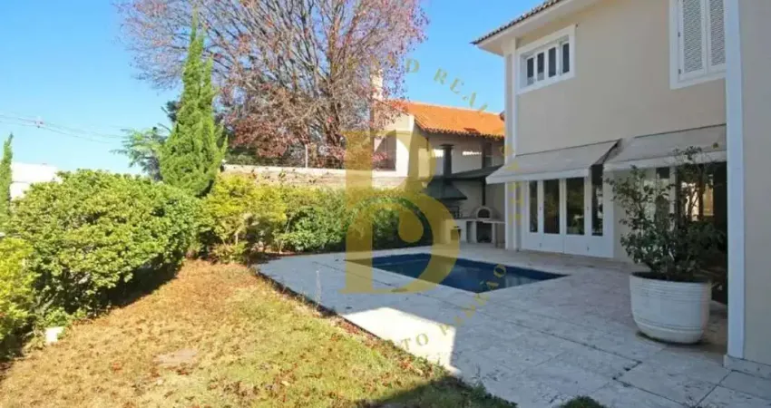 Casa espaçosa, 4 quartos sendo 4 suítes à venda no bairro cidade jardim.