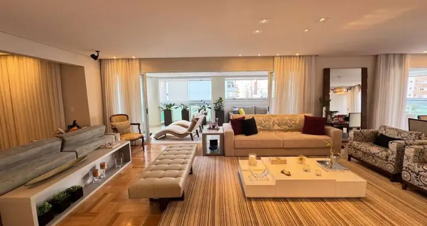 Apartamento com 233 m², 3 quartos sendo 3 suítes à venda no bairro moema pássaros.