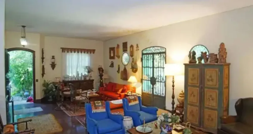 Casa com 333 m², 5 quartos sendo 1 suíte à venda no bairro cidade jardim.