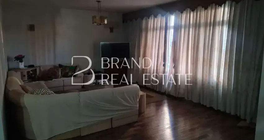 Casa comercial ou residencial pra venda ou locação no Planalto Paulista. 470, 8 vagas.