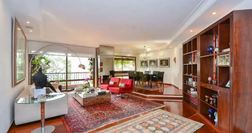 Apartamento espaçoso, com linda vista, localizado no bairro real parque.