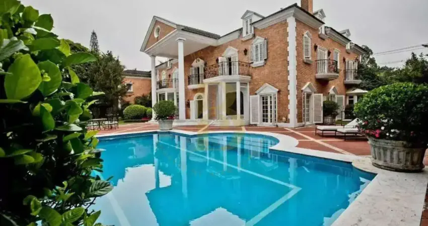 Casa á venda com 989 m², de 5 suítes e 9 vagas no bairro morumbi.