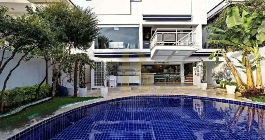 Casa com 594 m², 5 quartos sendo 4 suítes à venda no bairro morumbi.