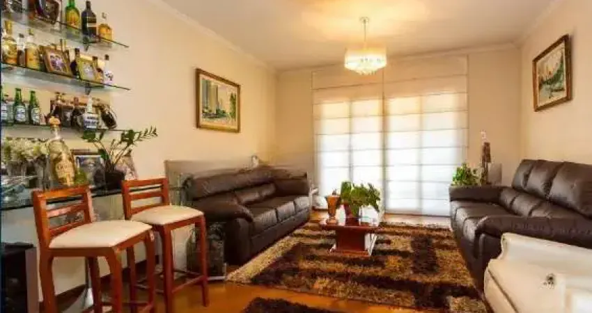 Casa com 180 m², 4 quartos sendo 2 suítes à venda no bairro alto da lapa.