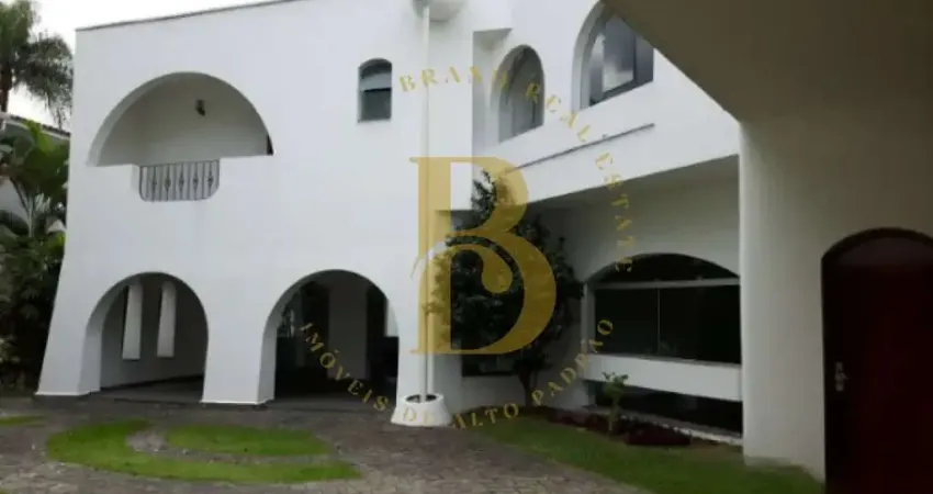 Casa com 632 m², 7 quartos sendo 4 suítes à venda no bairro alto de pinheiros.