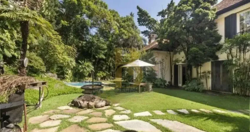 Casa com 983 m², 5 quartos sendo 5 suítes à venda no bairro cidade jardim.