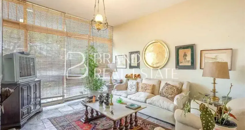 Casa com 360 m², 4 quartos sendo 1 suíte à venda no bairro Brooklin.