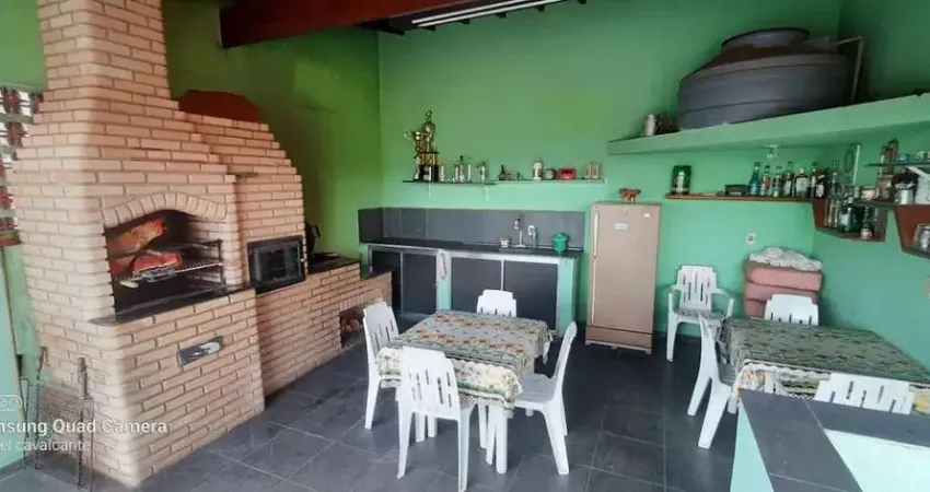 Casa à venda em Osasco-SP, Cidade das Flores: 3 quartos, 3 banheiros, 2 vagas. Valor R$630.000,00. Agende sua visita agora!