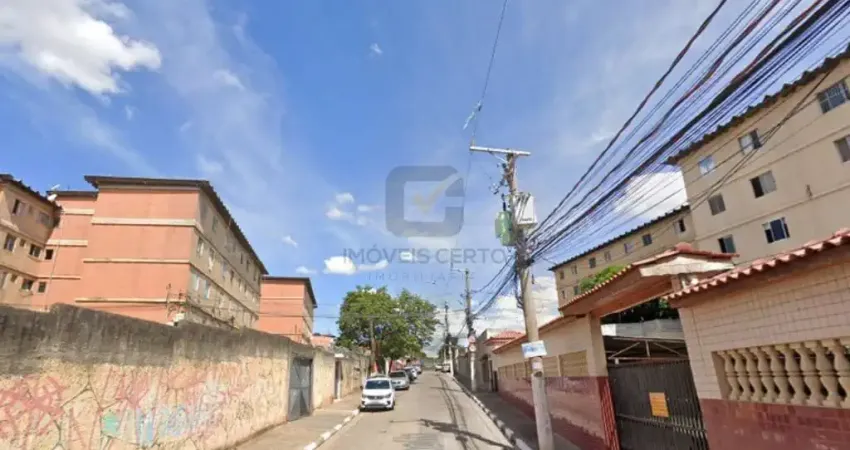 Apartamento a venda em último andar na Cohab 5 em Carapicuíba, 2 quartos, vaga coberta e boa ventilação natural
