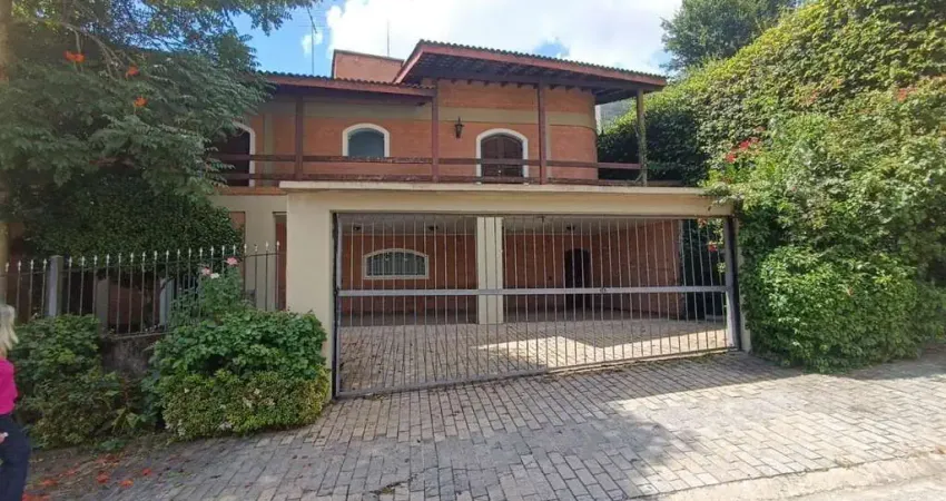 Casa a venda com 5 Suítes no bairro City America e com Piscina