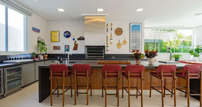 Casa a venda, com proposta sustentável, em Alphaville 1 Um, com assinatura de grife e 5 quartos